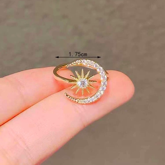 ❤️Sun and Moon Design Ring - Picture 3 of 4